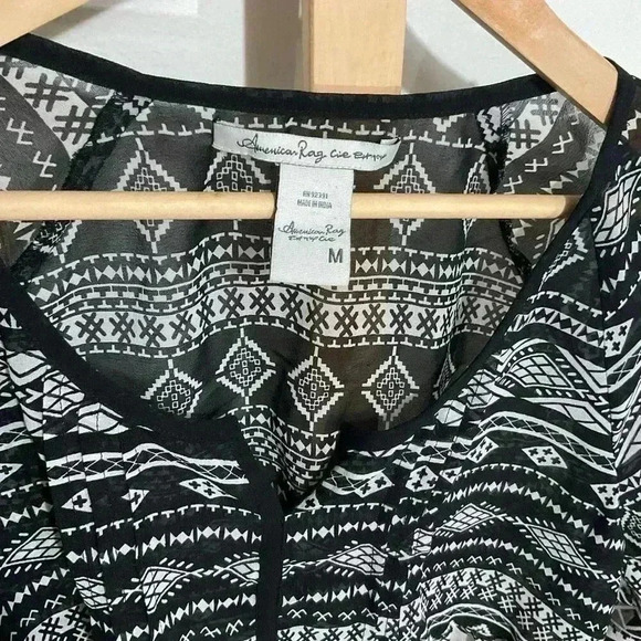 American Rag Sheer top, tie belt, 3/4 sleeves v-neck peplum style shirt size med - Picture 2 of 6